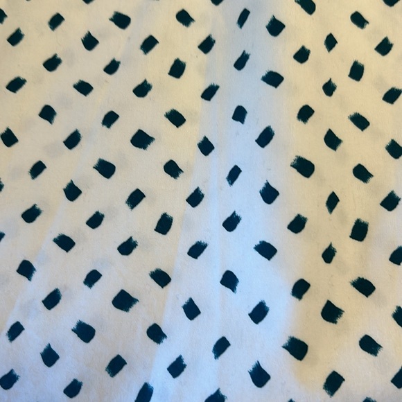 Lands End Button Up Tunic Blouse.  26W. Dark green brushstroke pattern. - Picture 6 of 9